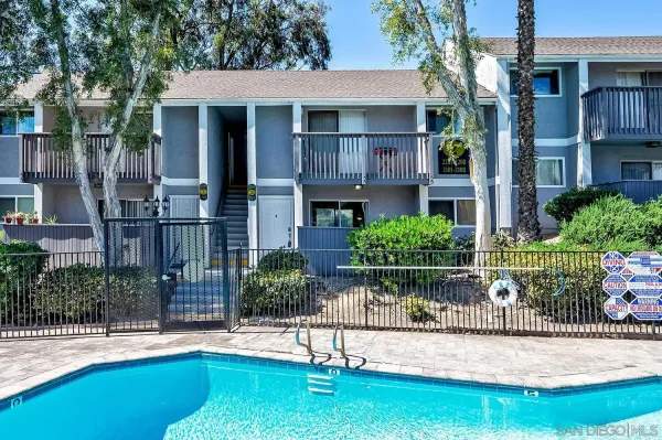 $399,900 | 6333 College Grove Way, Unit 2104, San Diego, CA 92115