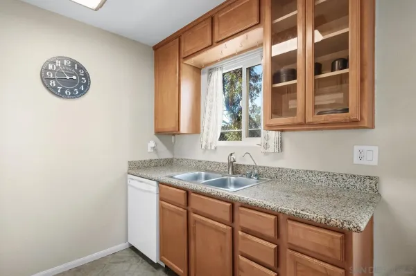 $399,900 | 6333 College Grove Way, Unit 2104, San Diego, CA 92115
