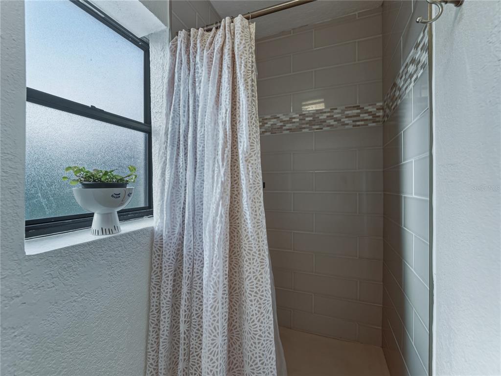 228 Azalea Street Lakeland, FL 33803 - Photo 38 of 80