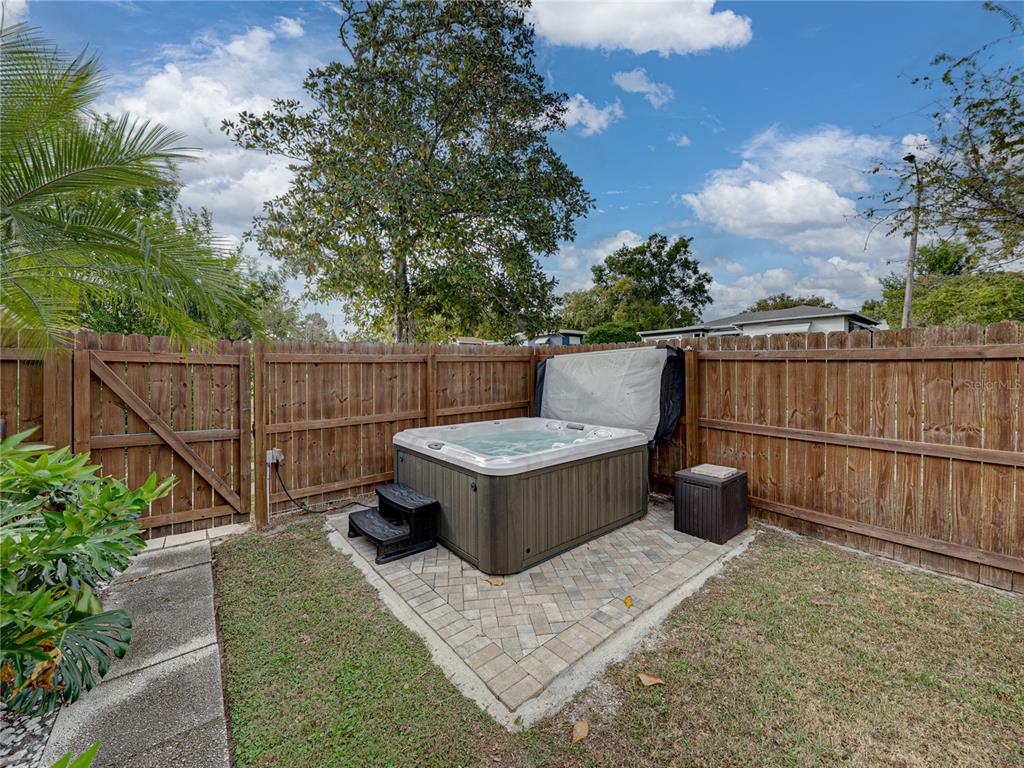 228 Azalea Street Lakeland, FL 33803 - Photo 57 of 80