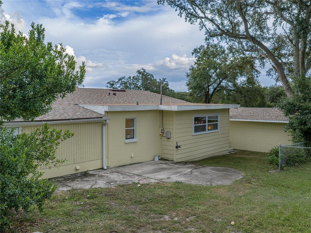 228 Azalea Street Lakeland, FL 33803 - Photo 63 of 80