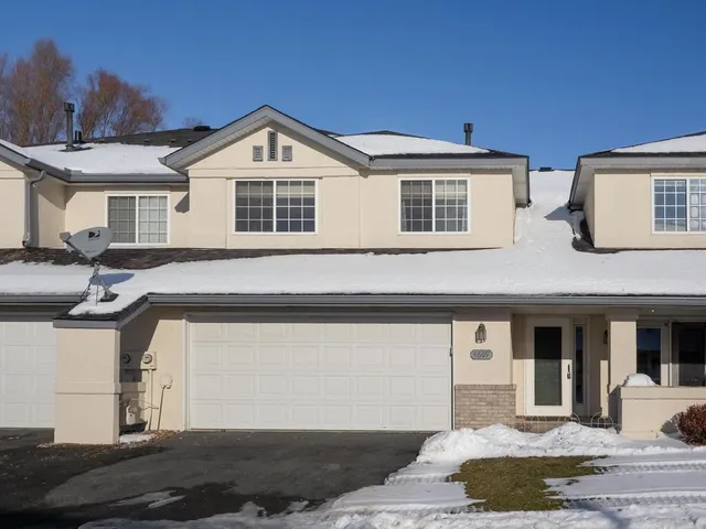 $274,900 | 4669 Centerville Road, St. Paul, MN 55127