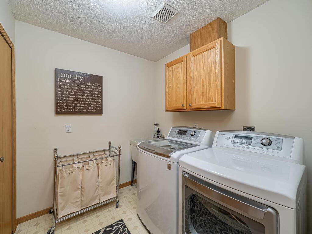 4669 Centerville Road St. Paul, MN 55127 - Photo 12 of 24