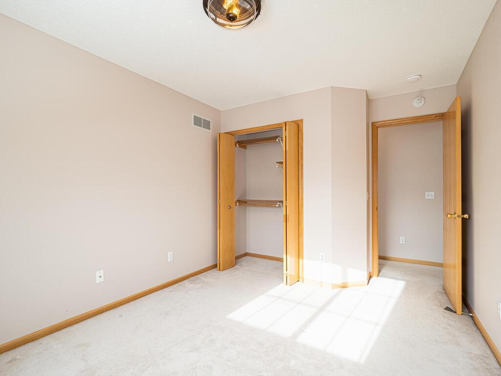 4669 Centerville Road St. Paul, MN 55127 - Photo 18 of 24