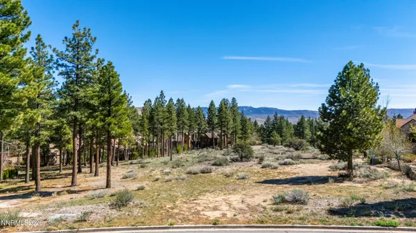 $1,075,000 | 6145 Lake Geneva Drive, Reno, NV 89511