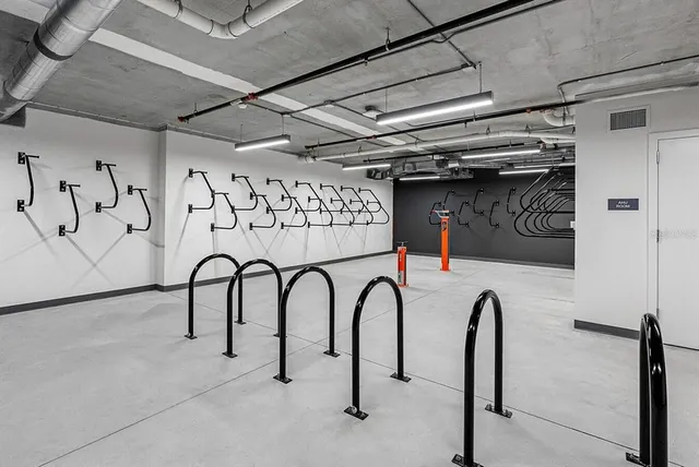 $2,625 | 425 Centerpointe Circle, Unit B2 1, Altamonte Springs, FL 32701