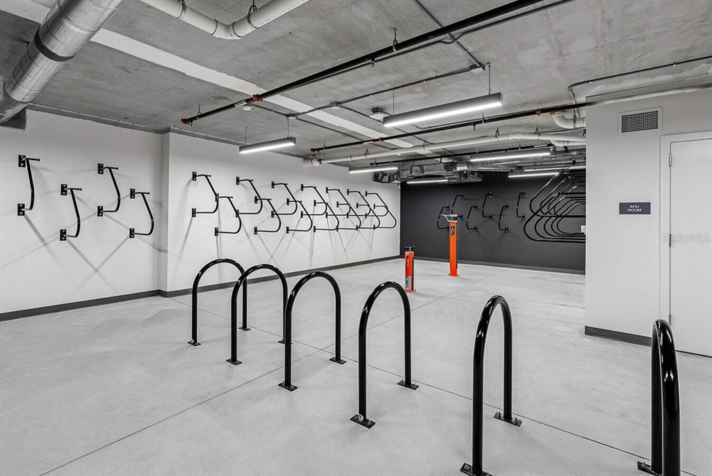 425 Centerpointe Circle, Unit B2 1 Altamonte Springs, FL 32701 - Photo 23 of 29