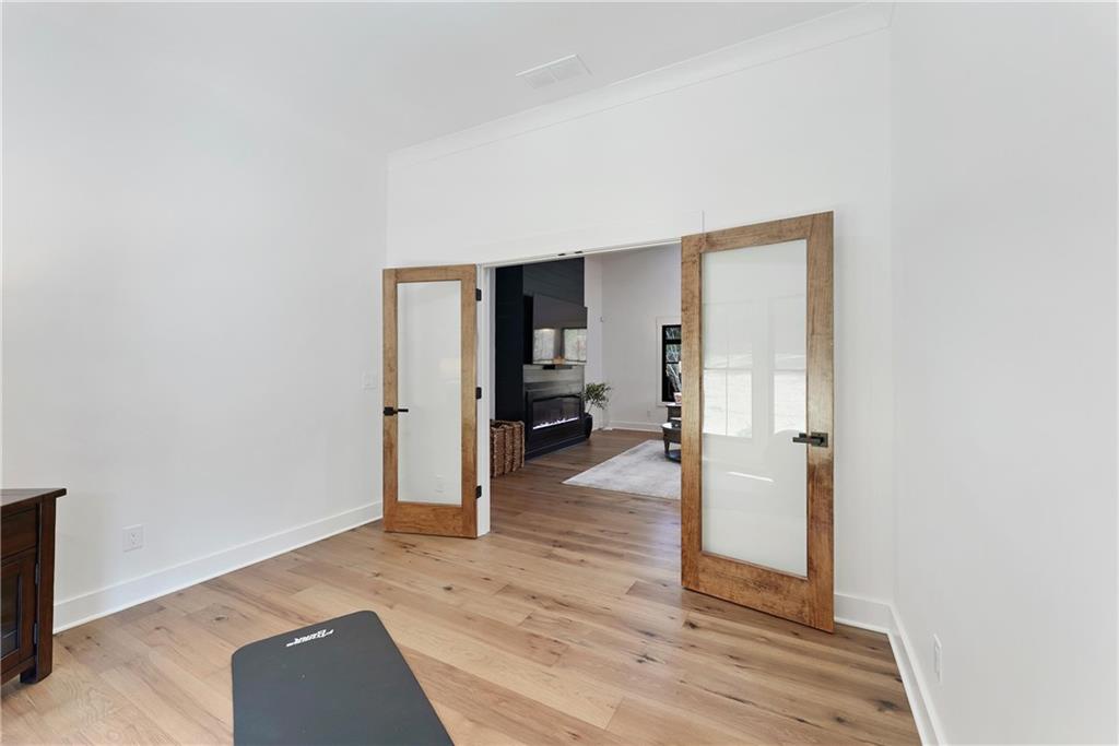 100 Ridge Way Forsyth, GA 31029 - Photo 12 of 99