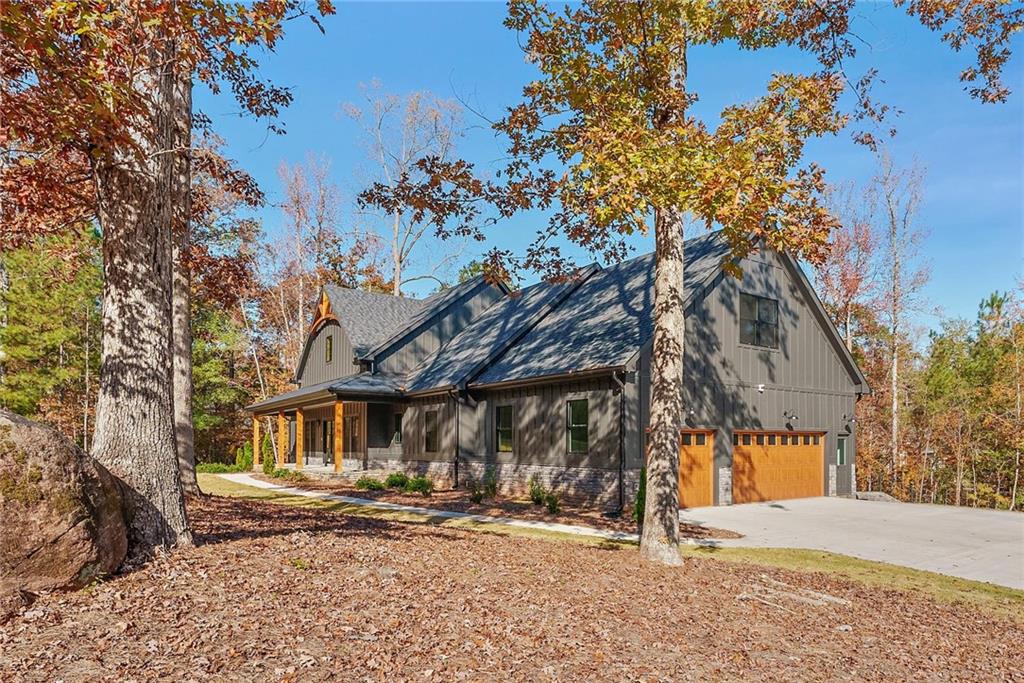 100 Ridge Way Forsyth, GA 31029 - Photo 3 of 99 a view of a sink and a yard