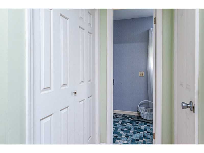 2095 Division Road East Greenwich, RI 02818 - Photo 14 of 23 Master Bath/Spa.
