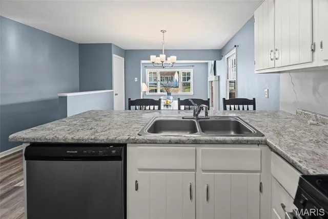 $225,000 | 3365 Marmary Lane, St. Ann, MO 63074