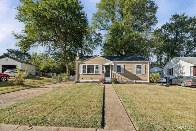 $225,000 | 3365 Marmary Lane, St. Ann, MO 63074