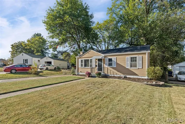 $225,000 | 3365 Marmary Lane, St. Ann, MO 63074