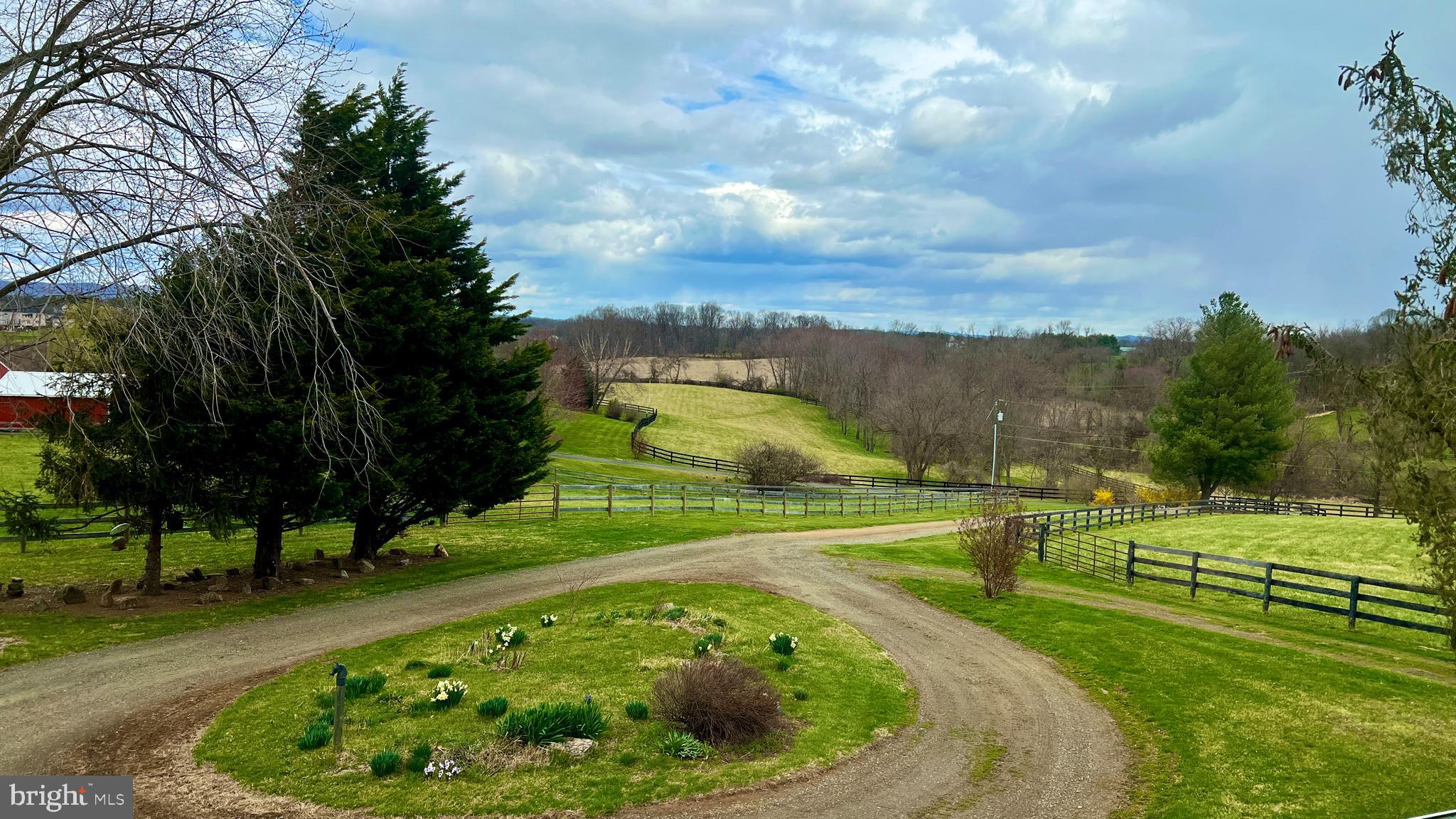 17029 Hamilton Station Road Hamilton, VA 20158 - Photo 7 of 89