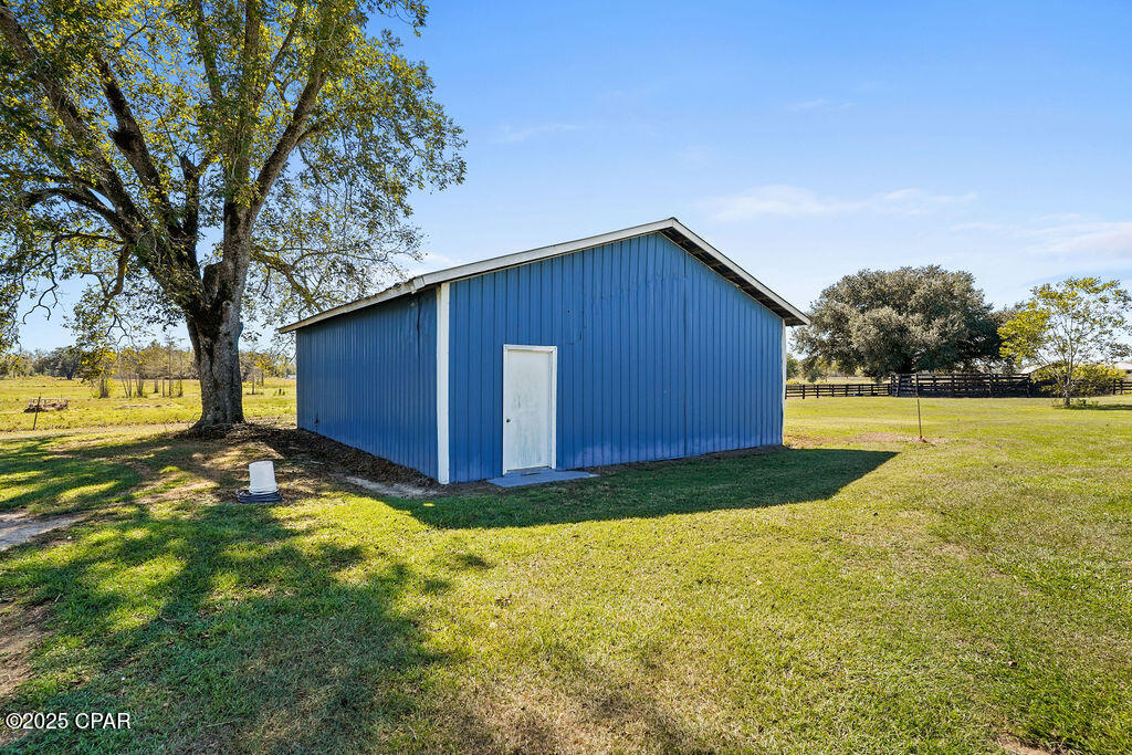 5171 Galloway Road Graceville, FL 32440 - Photo 16 of 81