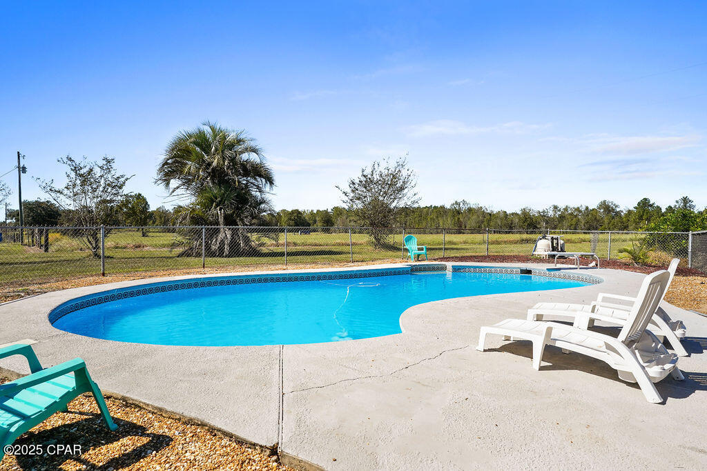 5171 Galloway Road Graceville, FL 32440 - Photo 38 of 81