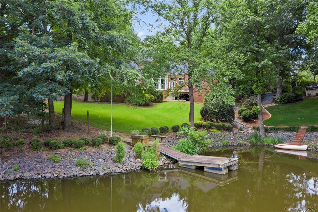 5321 Colony Road Charlotte, NC 28226 - Photo 28 of 29 a view of an ocean with trees