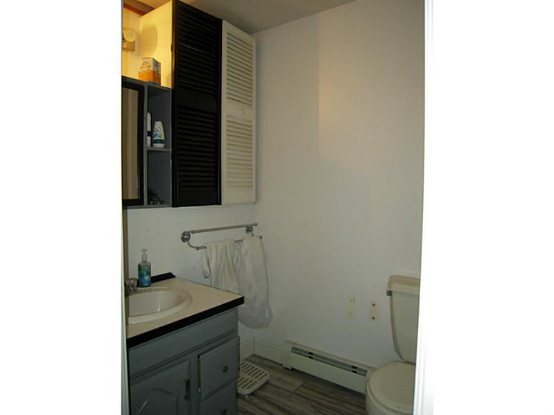 91 Winterberry Road Narragansett, RI 02874 - Photo 15 of 16 Bathroom.