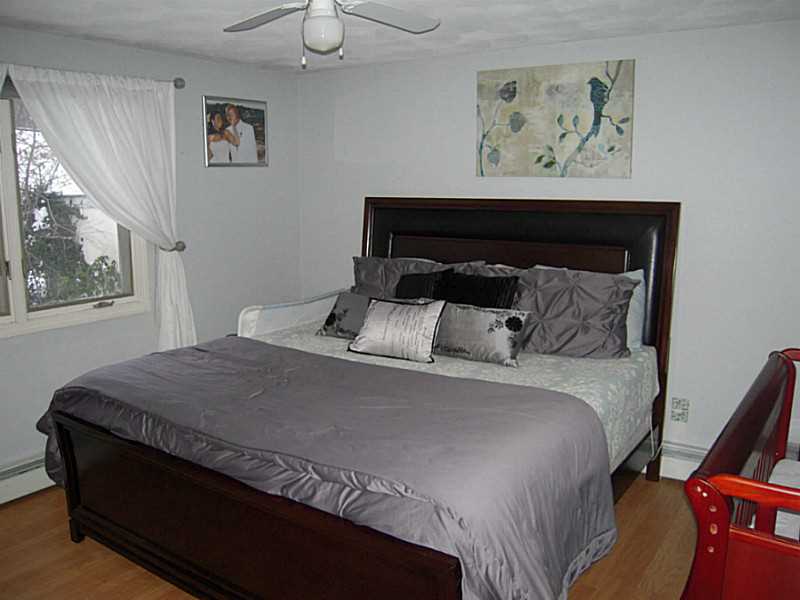 91 Winterberry Road Narragansett, RI 02874 - Photo 8 of 16 Bedroom.