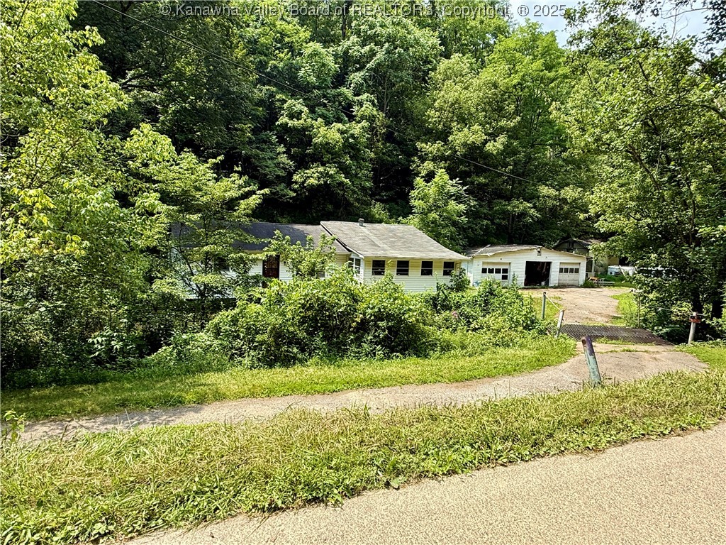 1749 Chapps Fork Road Charleston, WV 25312 - Photo 31 of 42 Gallery Image 31