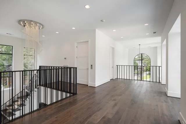 $7,480,000 | 5517 Sturbridge Drive, Houston, TX 77056