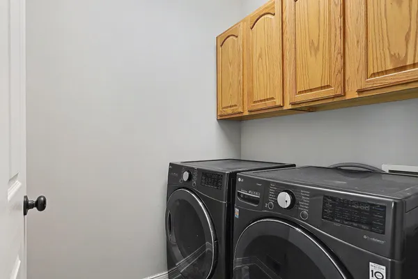 $469,900 | 7251 Windhaven Court, Portage, MI 49024