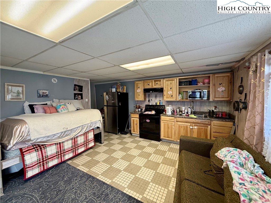 210 Howard's Creek Road Boone, NC 28607 - Photo 4 of 17