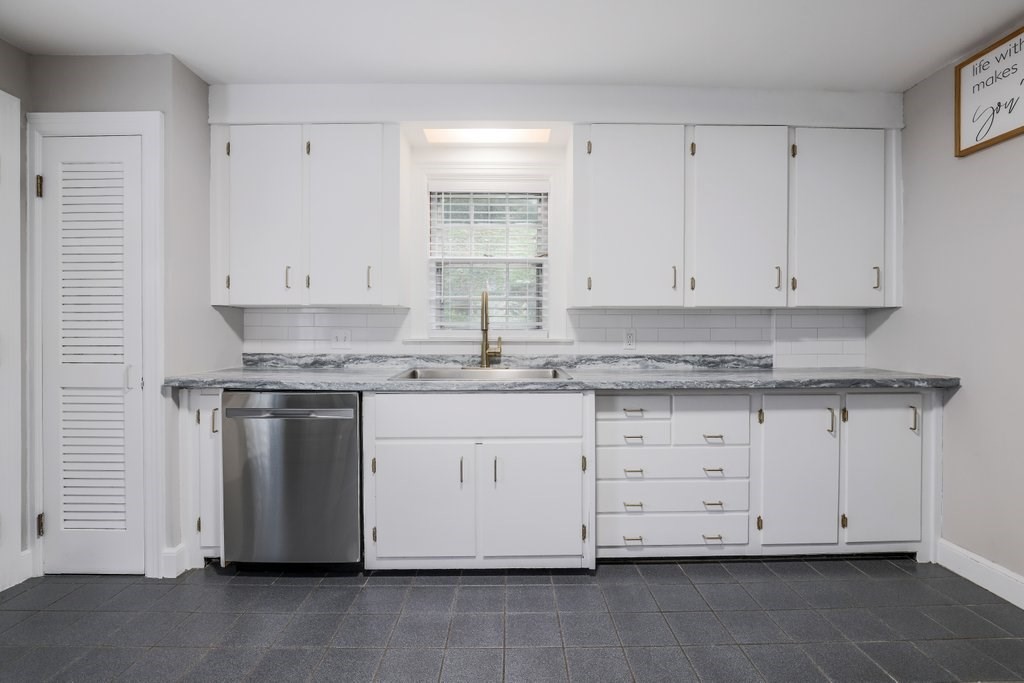 28 St Elmo Road Worcester, MA 01602 - Photo 21 of 42
