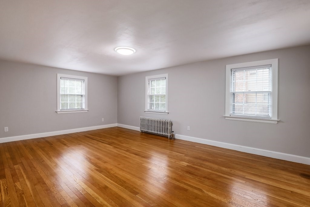 28 St Elmo Road Worcester, MA 01602 - Photo 23 of 42