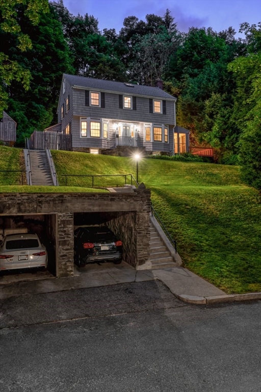 28 St Elmo Road Worcester, MA 01602 - Photo 3 of 42