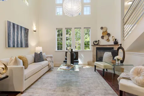 $998,000 | 6440 Longcroft Drive, Oakland, CA 94611