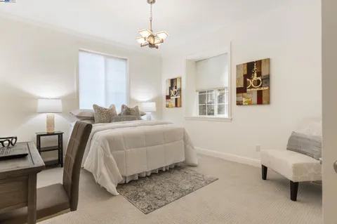 $998,000 | 6440 Longcroft Drive, Oakland, CA 94611