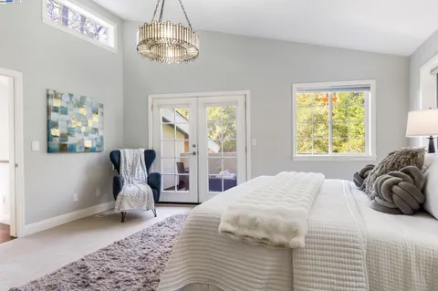 $998,000 | 6440 Longcroft Drive, Oakland, CA 94611