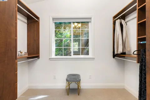 $998,000 | 6440 Longcroft Drive, Oakland, CA 94611