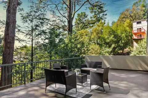 $998,000 | 6440 Longcroft Drive, Oakland, CA 94611