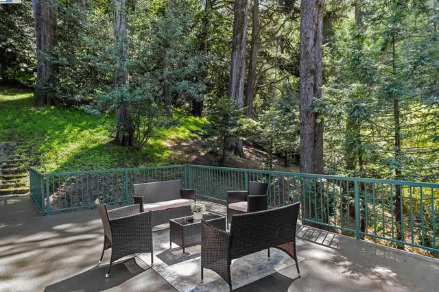 $1,449,000 | 6440 Longcroft Drive, Oakland, CA 94611