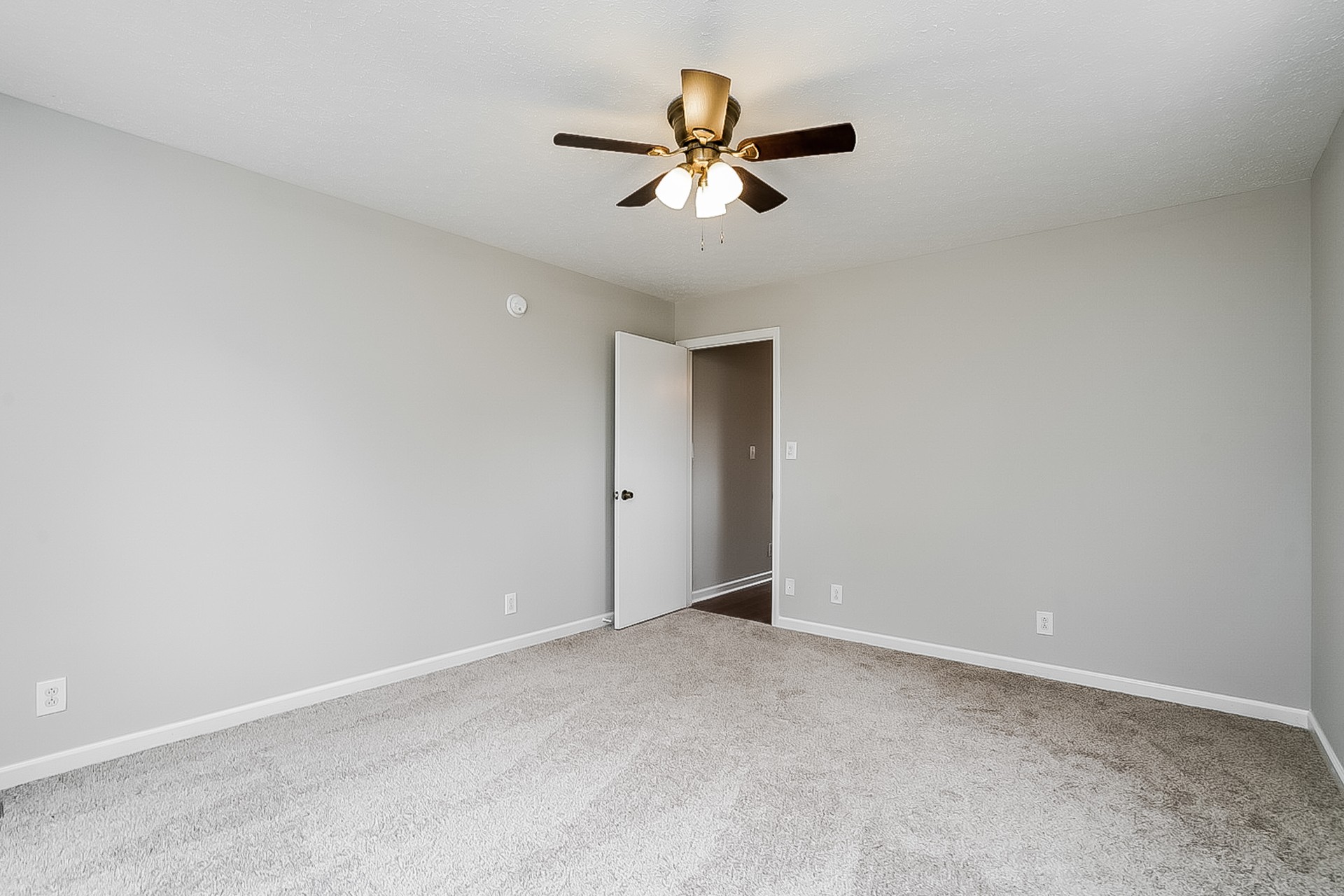 206 Jordan Road Clarksville, TN 37042 - Photo 22 of 26 Gallery Image 22