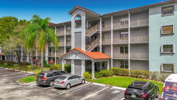 $2,400 | 12701 Southwest 13th Street, Unit 310F, Pembroke Pines, FL 33027