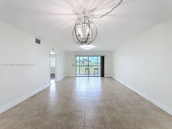 $2,400 | 12701 Southwest 13th Street, Unit 310F, Pembroke Pines, FL 33027