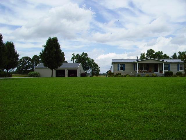 1976 Goforth Road Morrison, TN 37357 - Photo 1 of 20