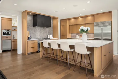 $4,378,000 | 10856 Northeast 12th Street, Bellevue, WA 98004
