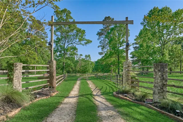 $2,245,000 | 23004 Landrum Village Drive, Montgomery, TX 77316