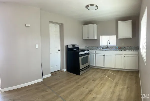 $299,987 | Undisclosed Address, Taft, CA 93268