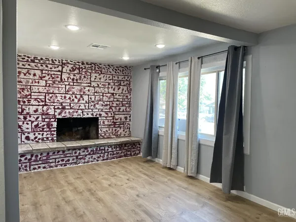 $299,987 | Undisclosed Address, Taft, CA 93268