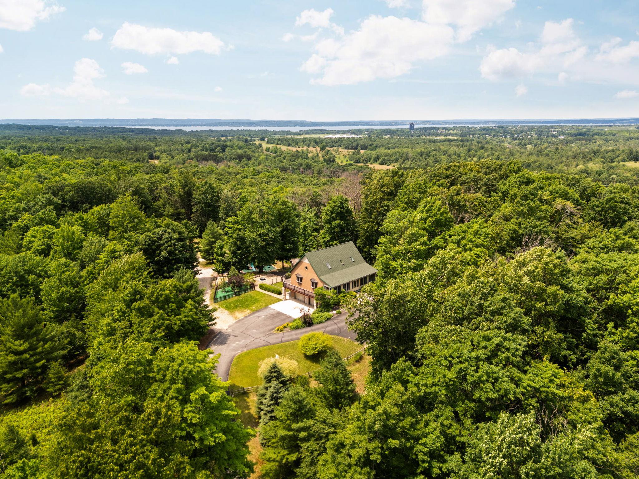5265 Bates Road Williamsburg, MI 49690 - Photo 2 of 70 1947689-ec738c14-a69c-436e-85ea-1c093331abfc.JPG