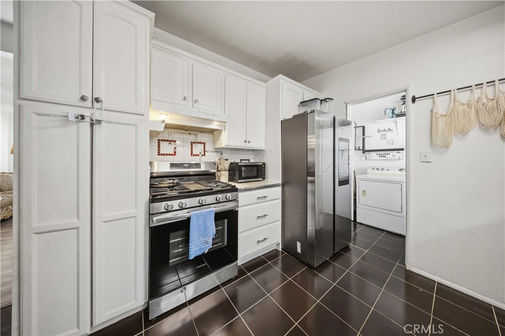 1263 South Primrose Ridgecrest, CA 93555 - Photo 10 of 42