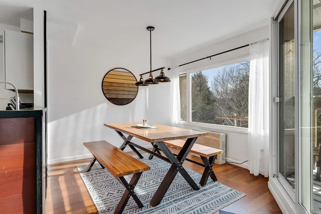 $239,900 | 42 Lower Phase Road, Unit 8, Warren, VT 05674