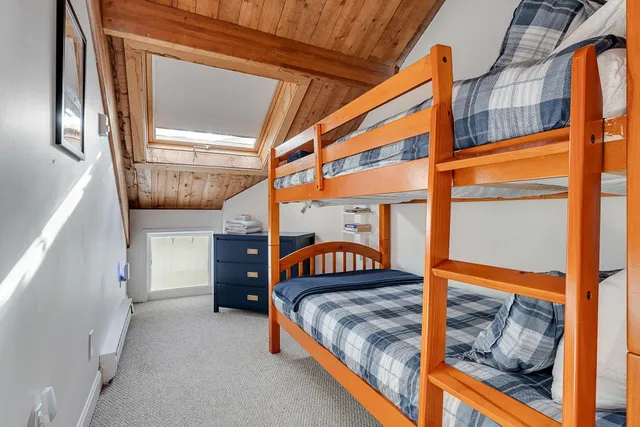 $239,900 | 42 Lower Phase Road, Unit 8, Warren, VT 05674