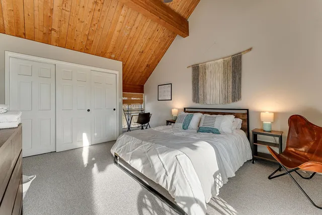 $239,900 | 42 Lower Phase Road, Unit 8, Warren, VT 05674