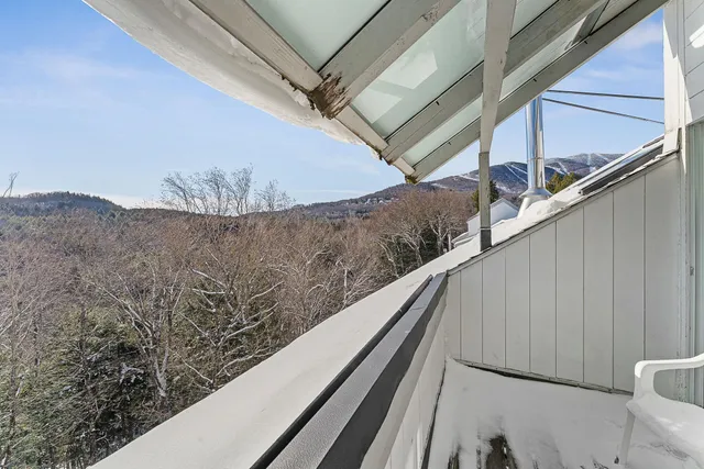 $239,900 | 42 Lower Phase Road, Unit 8, Warren, VT 05674